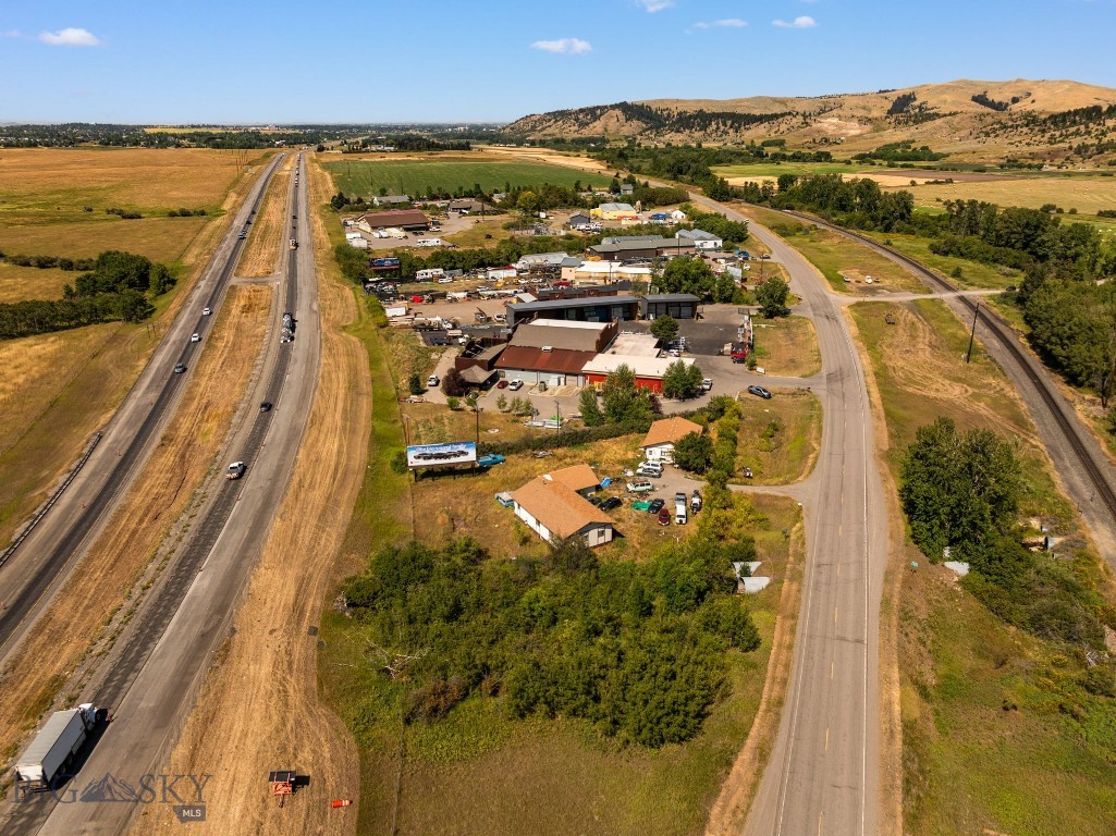 34374 Frontage Road Property Photo 21