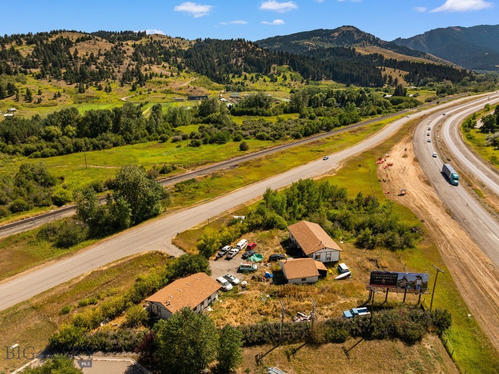 34374 Frontage Road Property Photo 25