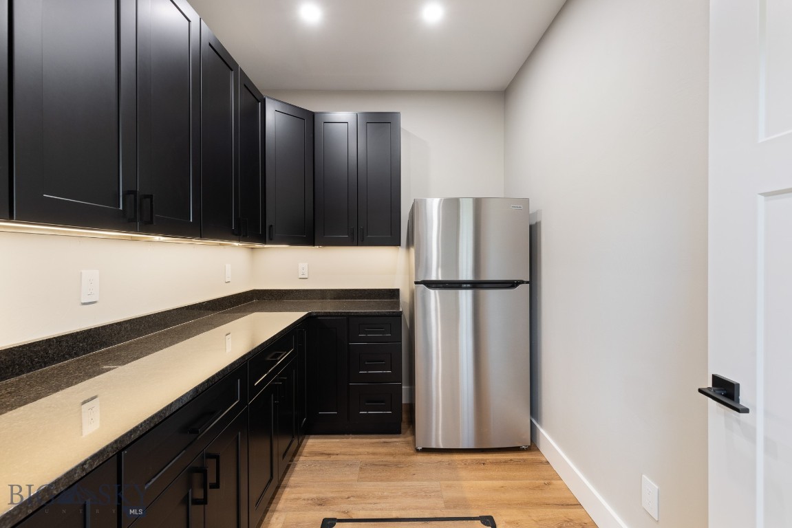 6111 Springhill Road Property Photo 17