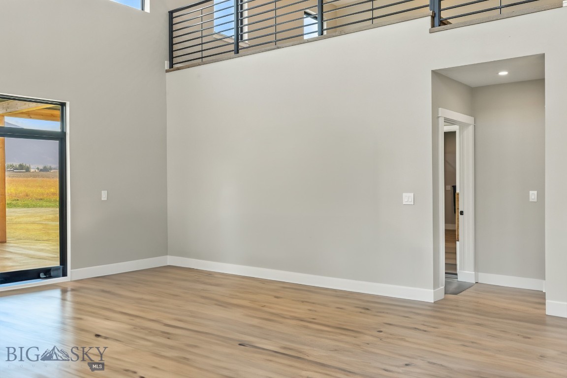 6111 Springhill Road Property Photo 20