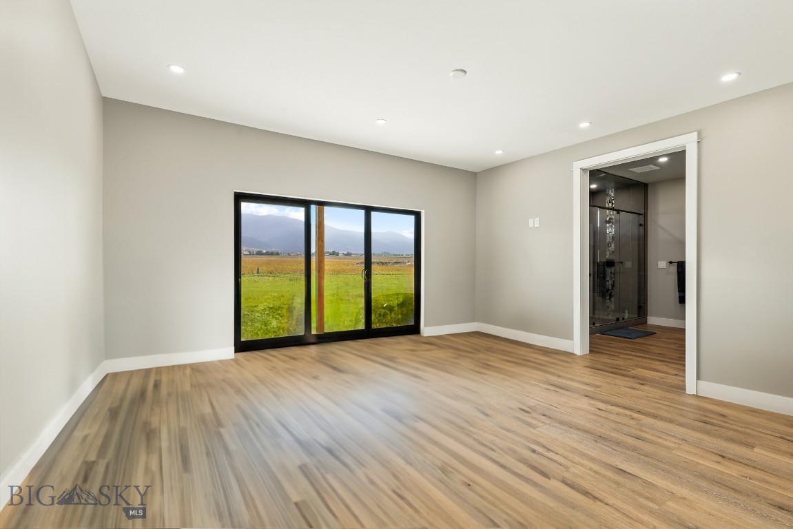 6111 Springhill Road Property Photo 23