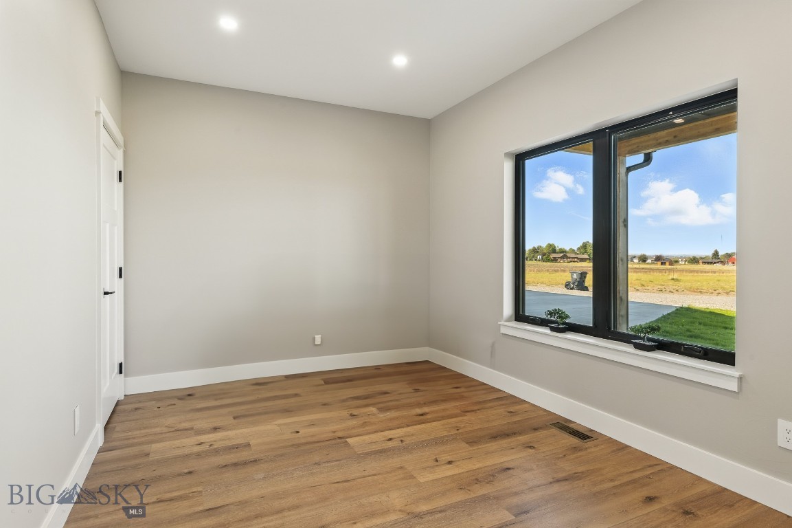 6111 Springhill Road Property Photo 35