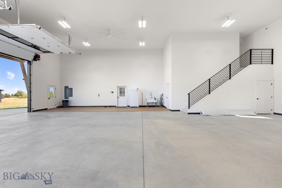 6111 Springhill Road Property Photo 54