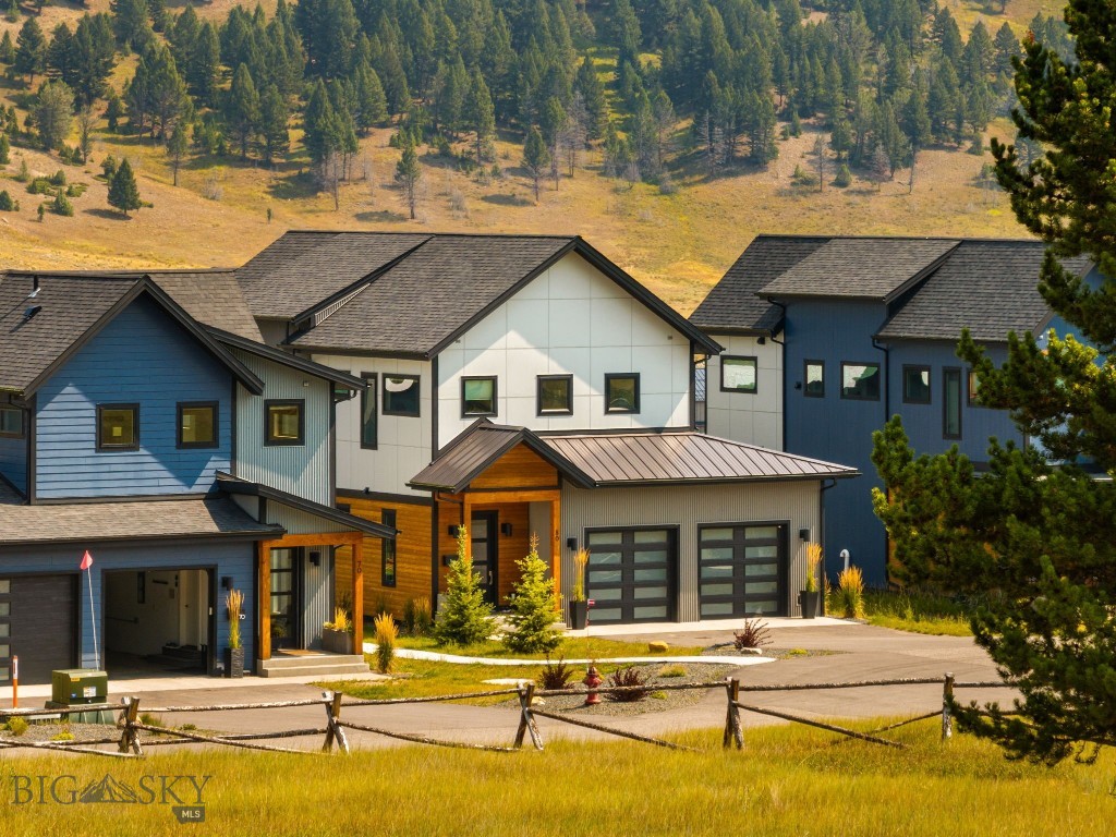 200 Misty Mountain Court Property Photo 1