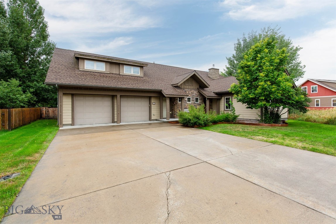 284 Annie Glade Property Photo 1