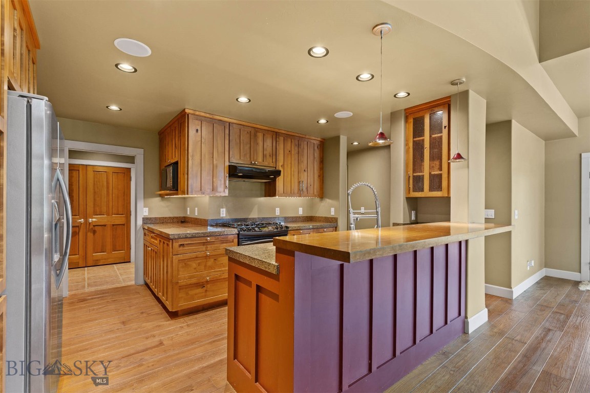 284 Annie Glade Property Photo 2