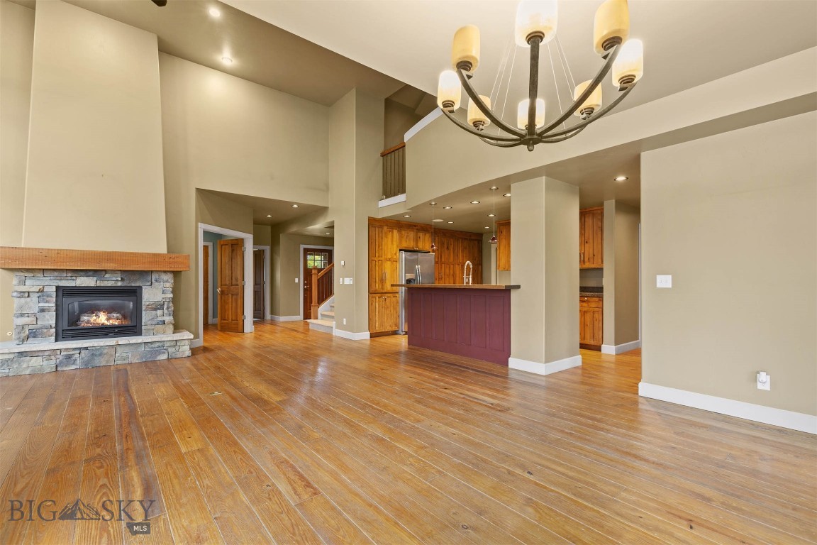 284 Annie Glade Property Photo 12