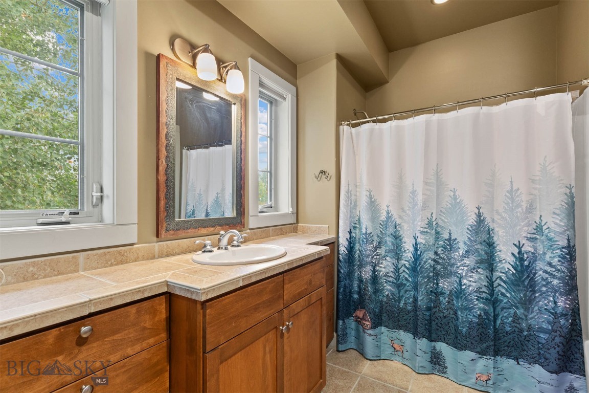 284 Annie Glade Property Photo 22