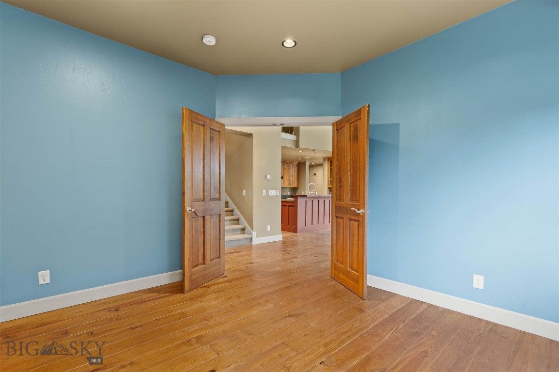 284 Annie Glade Property Photo 24