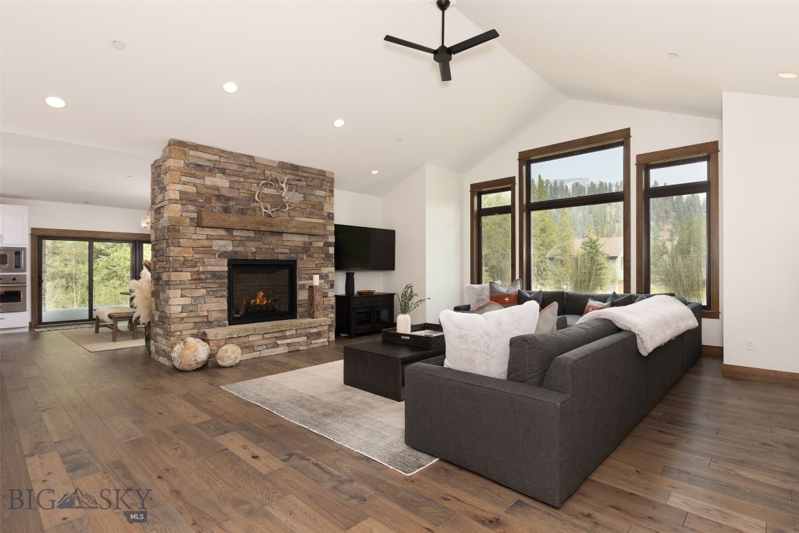 17 Nordic Lane Property Photo 2