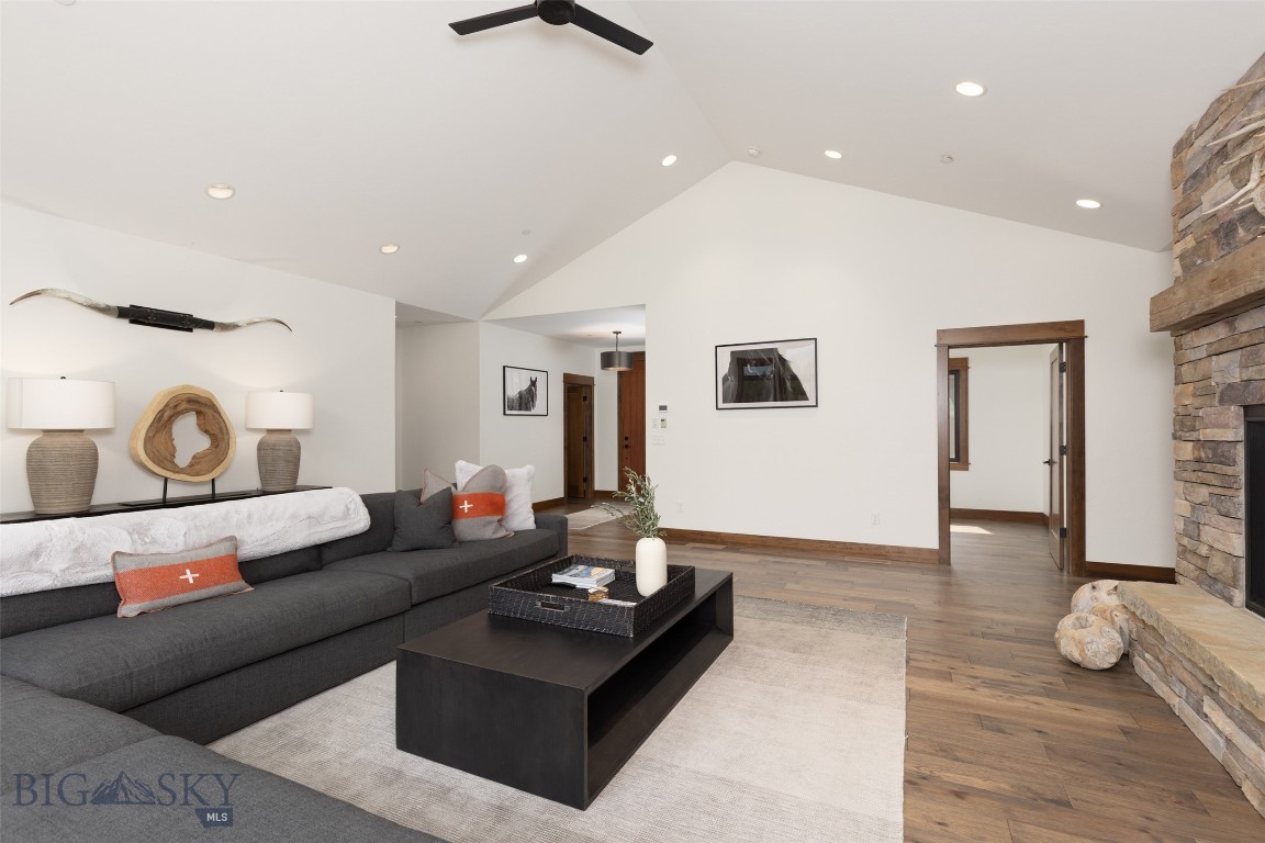 17 Nordic Lane Property Photo 8