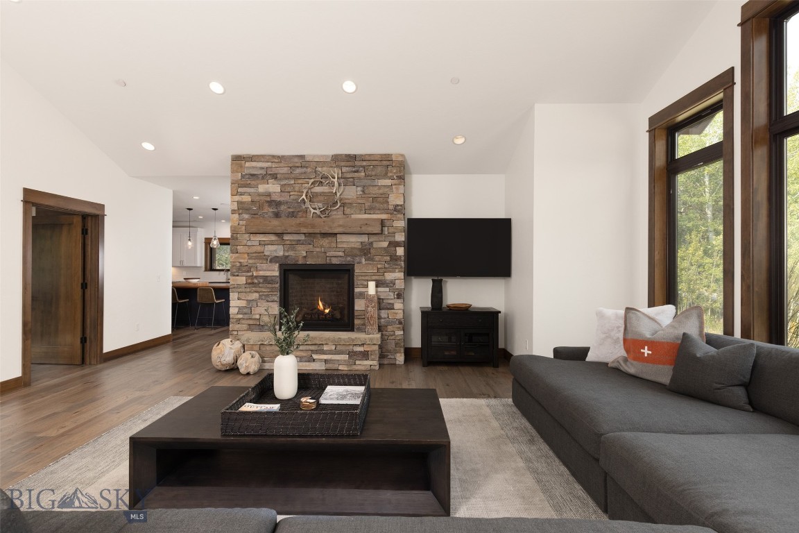 17 Nordic Lane Property Photo 9