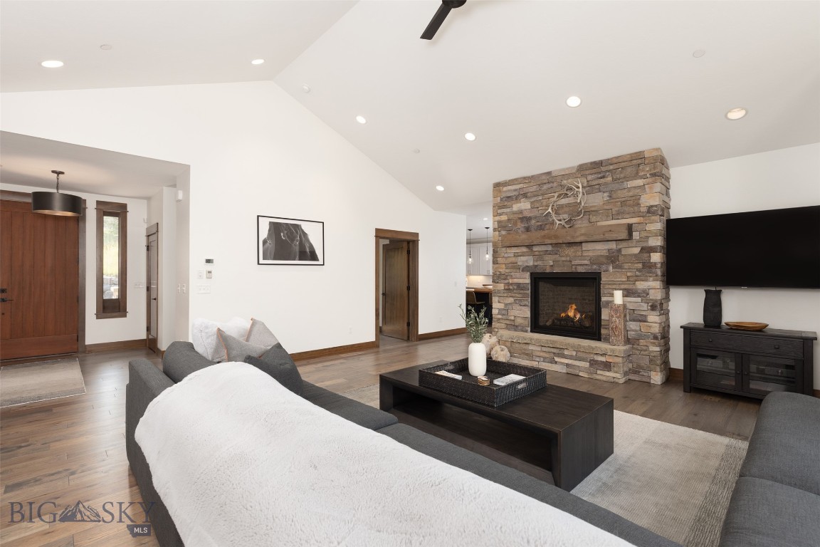 17 Nordic Lane Property Photo 10