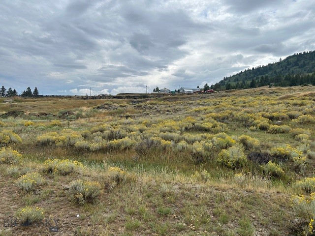 Lot 5 Property Photo 1