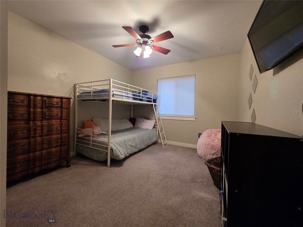 1124 Cruiser Lane J Property Photo 9