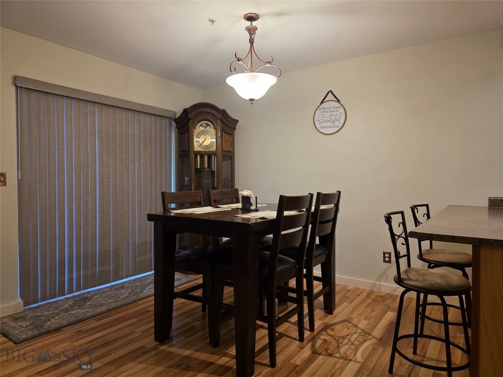 1124 Cruiser Lane J Property Photo 26