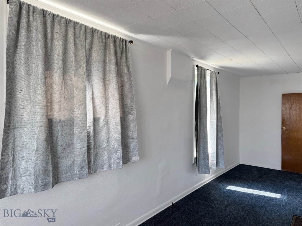 623 S Jackson Property Photo 11