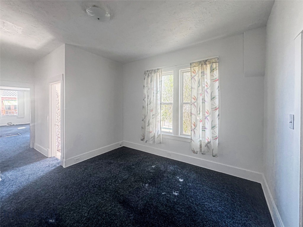 623 S Jackson Property Photo 17