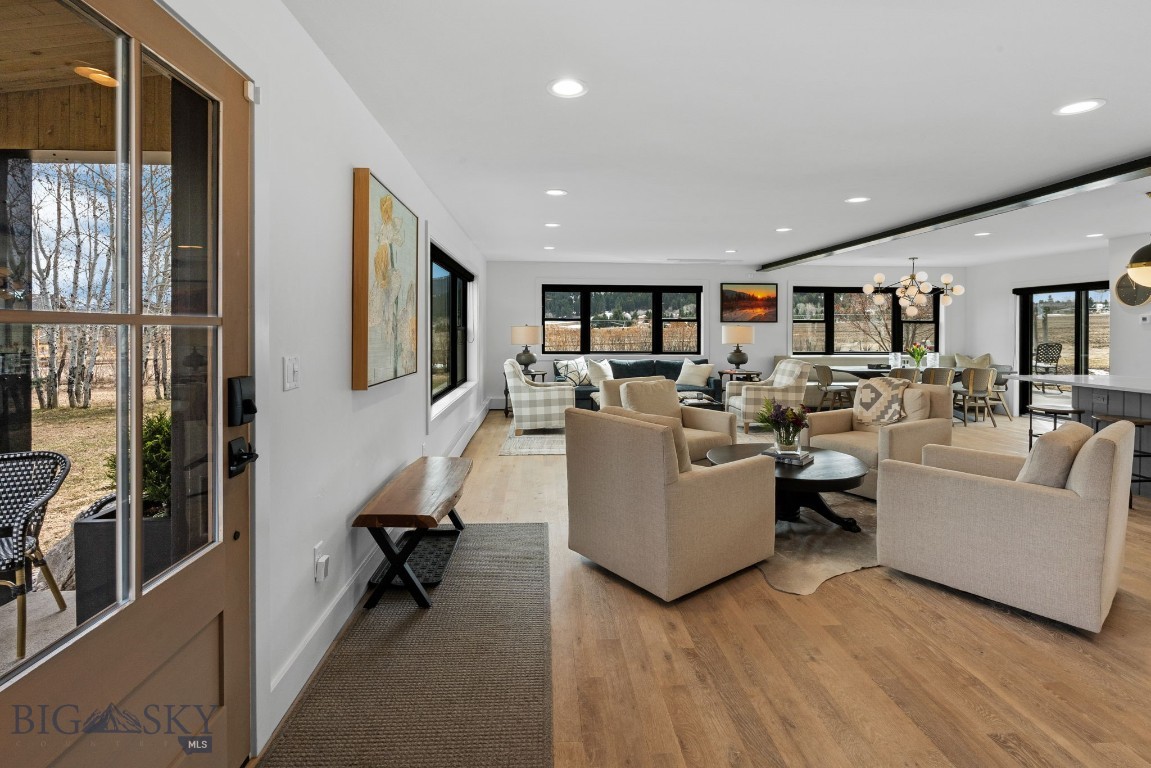 7980 Balsam Property Photo 5