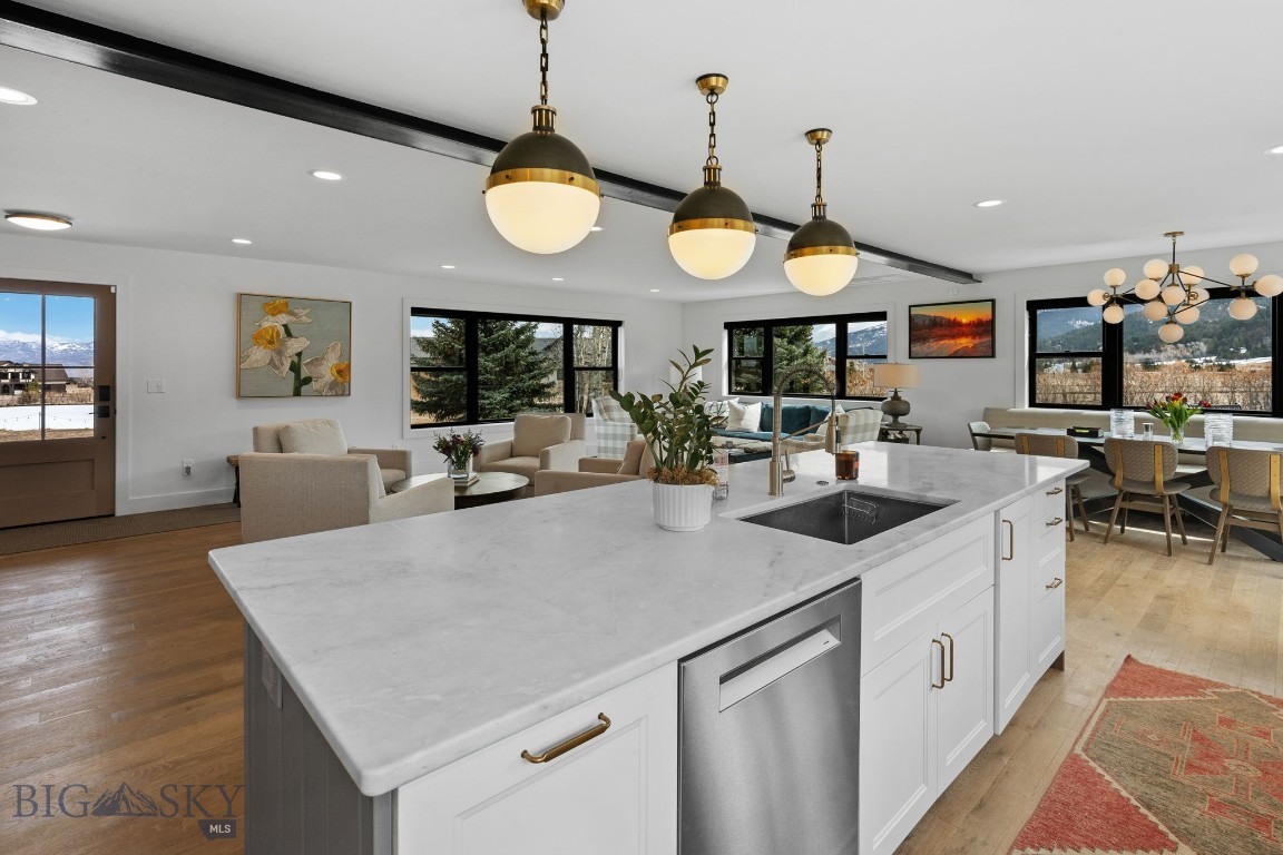 7980 Balsam Property Photo 18