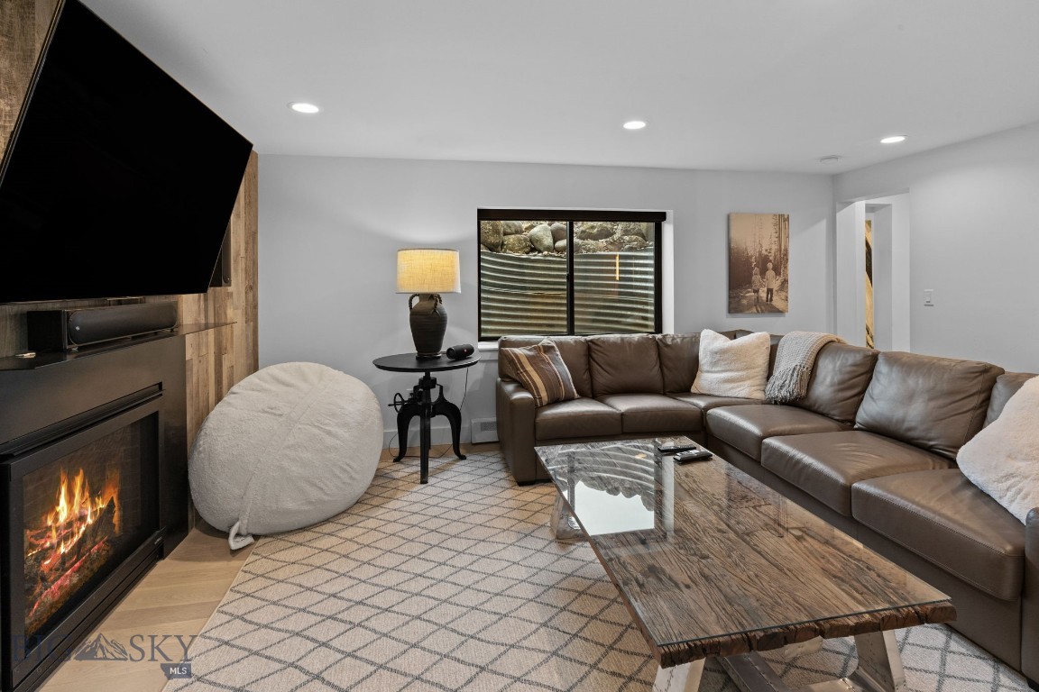 7980 Balsam Property Photo 38