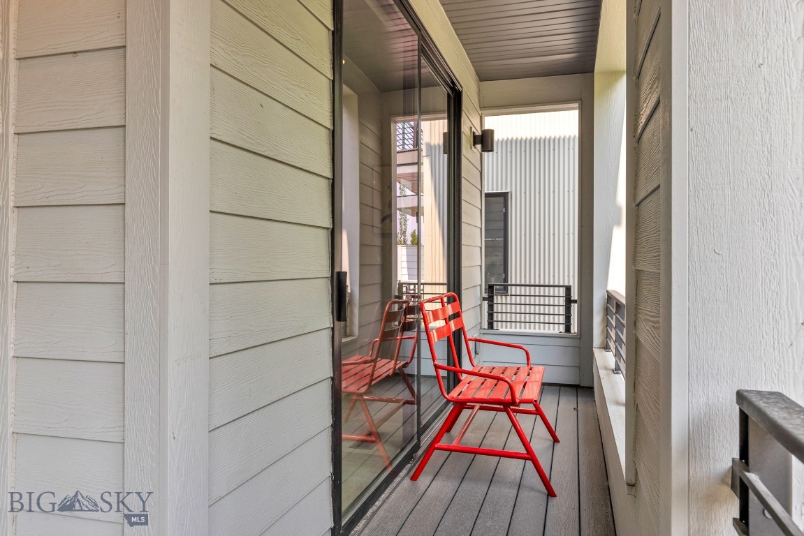 429 N Willson Avenue Property Photo 11