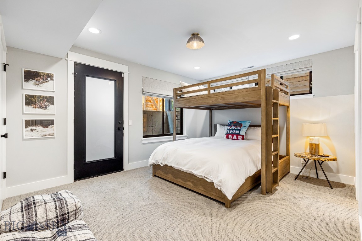 429 N Willson Avenue Property Photo 13