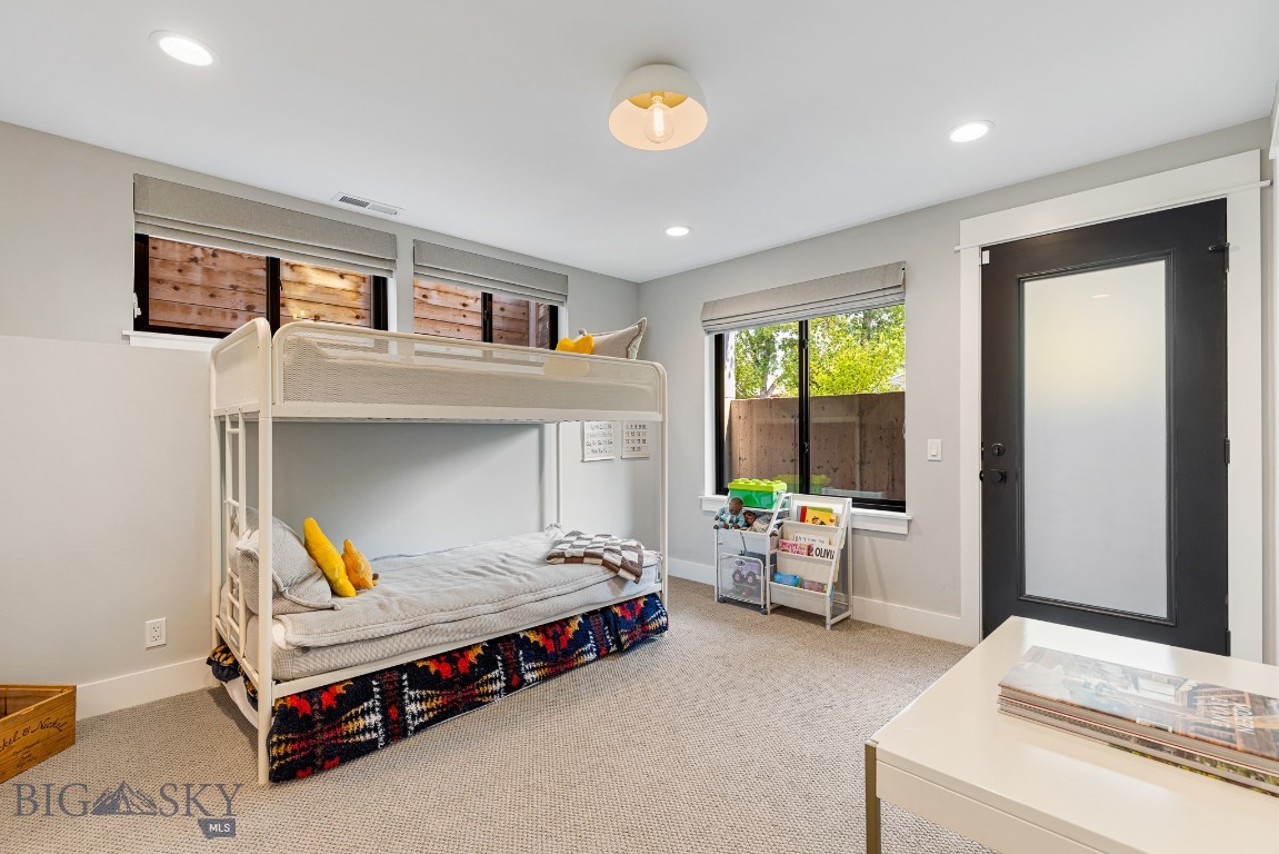 429 N Willson Avenue Property Photo 15