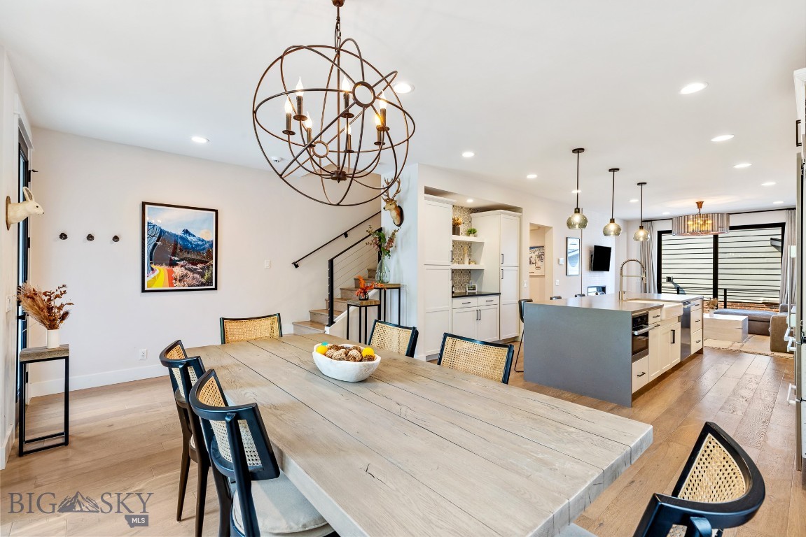 429 N Willson Avenue Property Photo 19