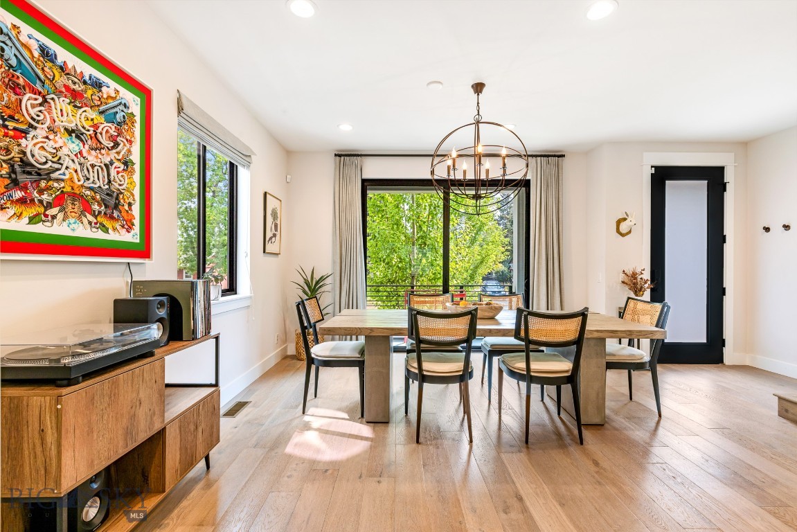 429 N Willson Avenue Property Photo 23