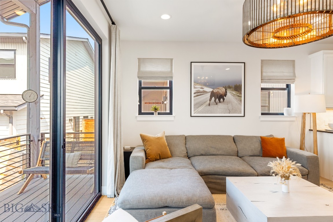 429 N Willson Avenue Property Photo 29