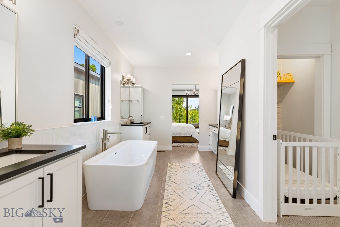 429 N Willson Avenue Property Photo 40