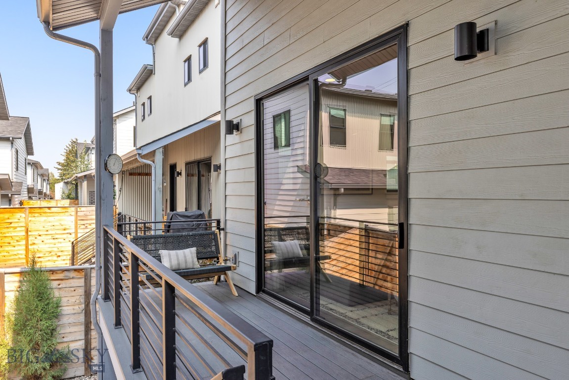 429 N Willson Avenue Property Photo 59