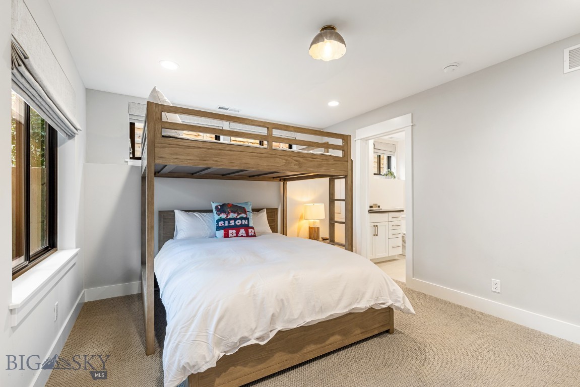 429 N Willson Avenue Property Photo 62