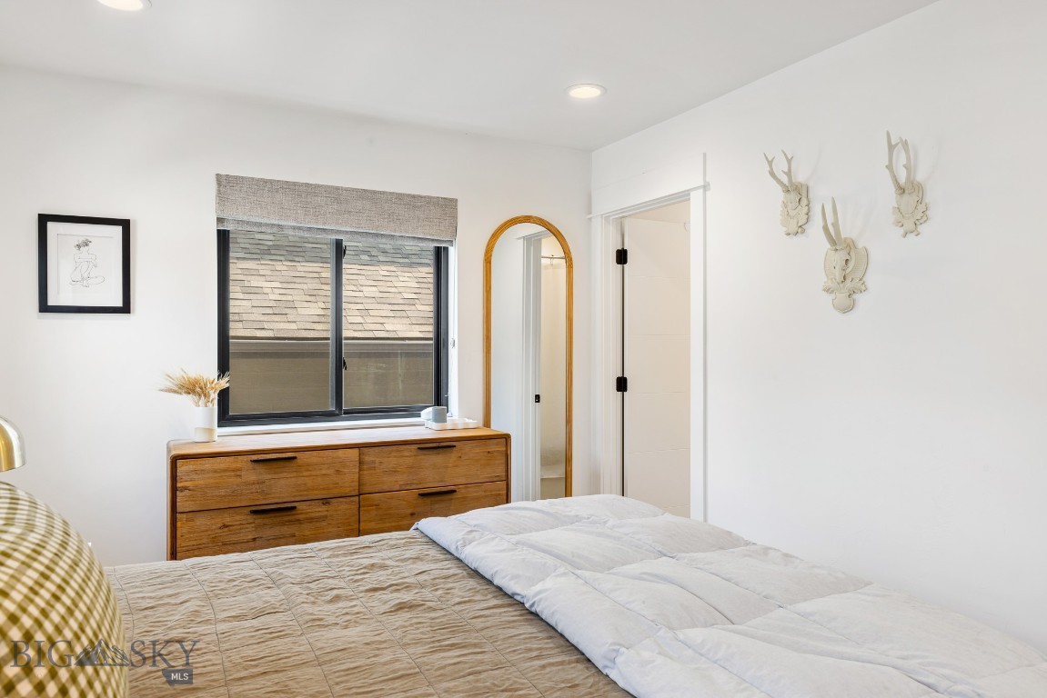 429 N Willson Avenue Property Photo 70