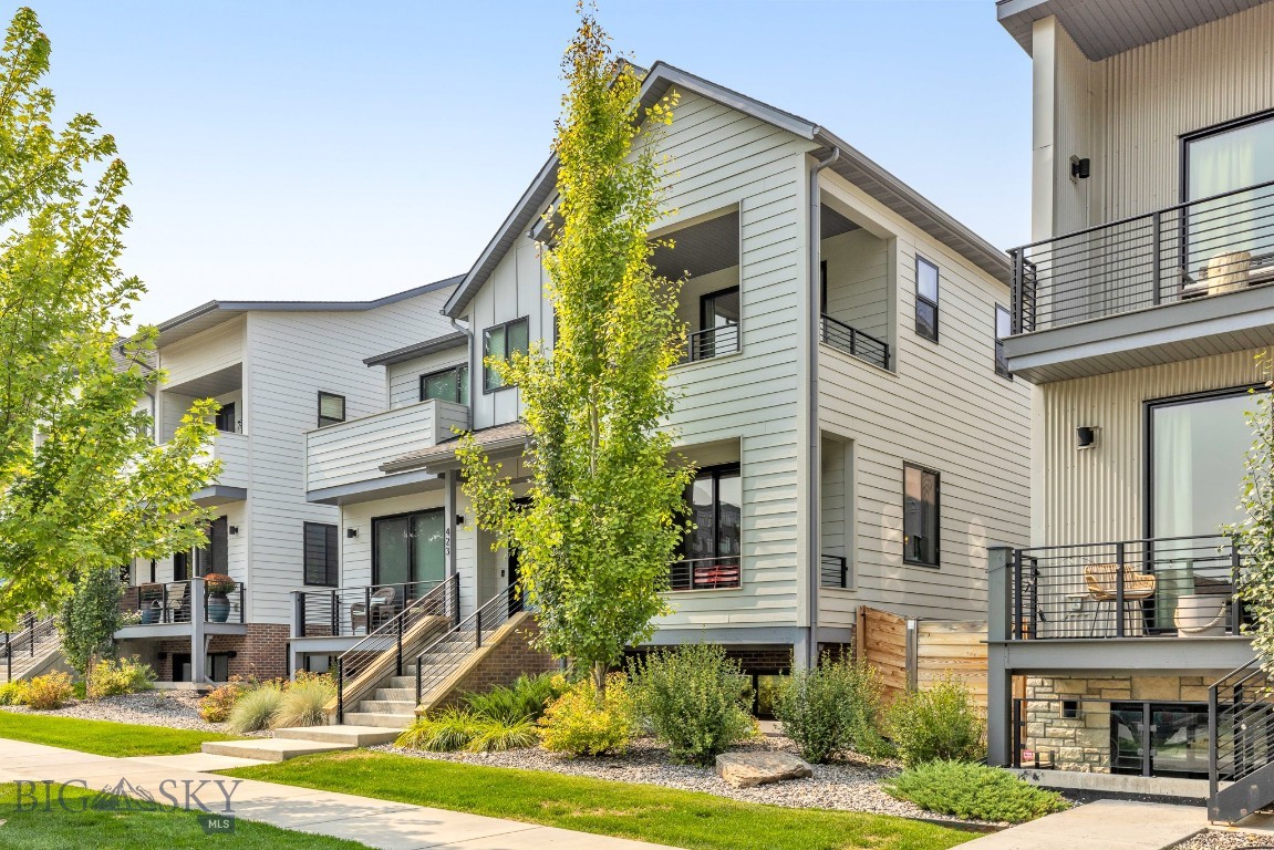 429 N Willson Avenue Property Photo 76