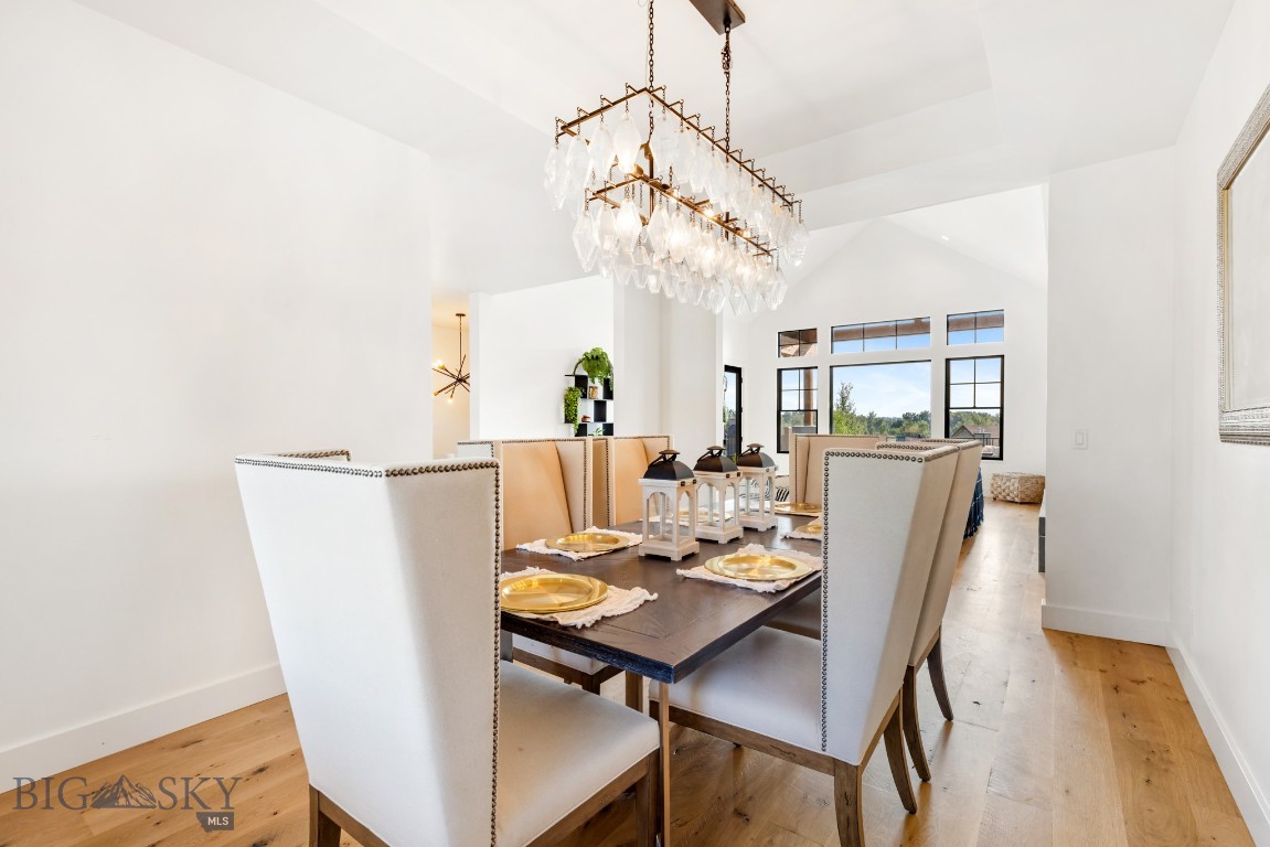 557 St Andrews Property Photo 5