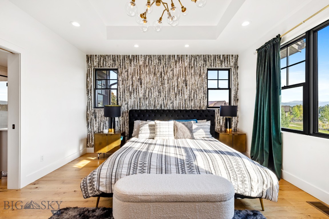 557 St Andrews Property Photo 23