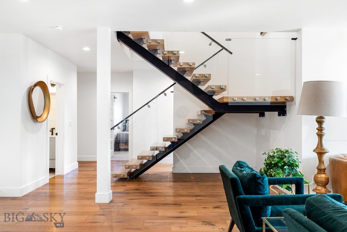 557 St Andrews Property Photo 32