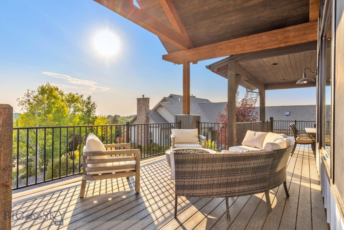 557 St Andrews Property Photo 58