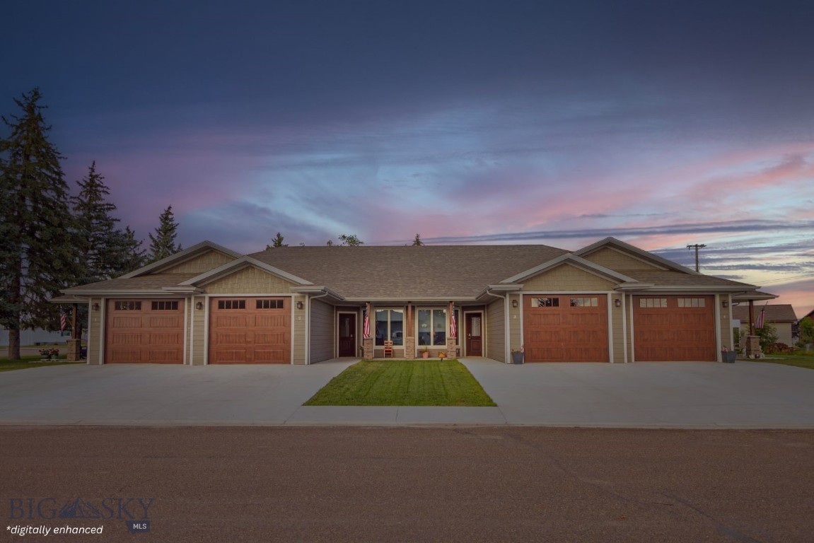 420 4th Avenue E Property Photo 2