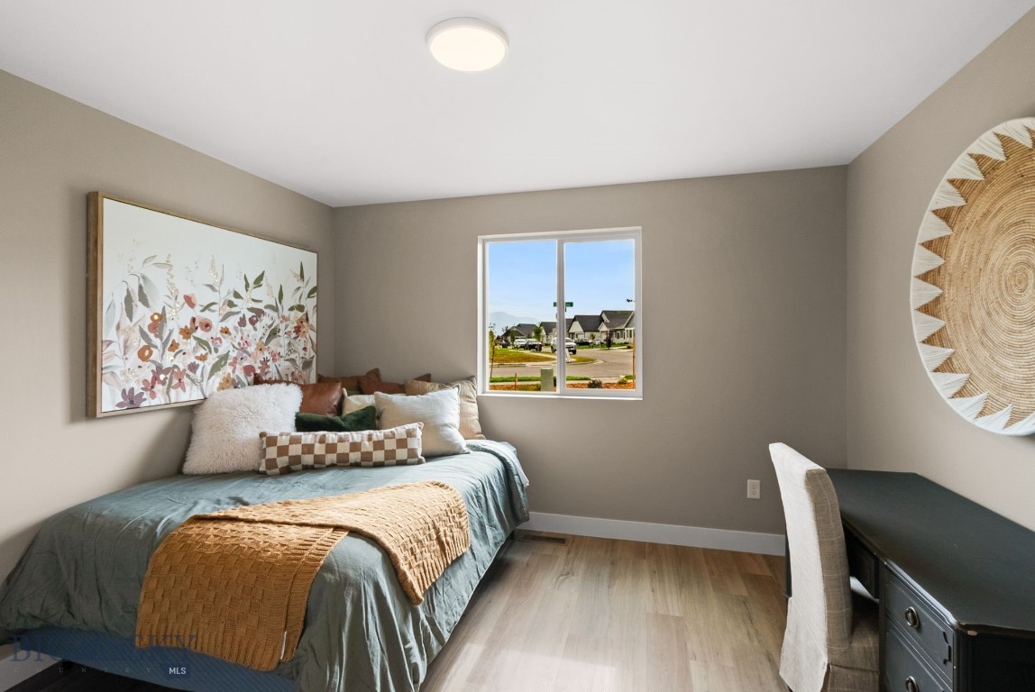 758 Thrice Loop Property Photo 9