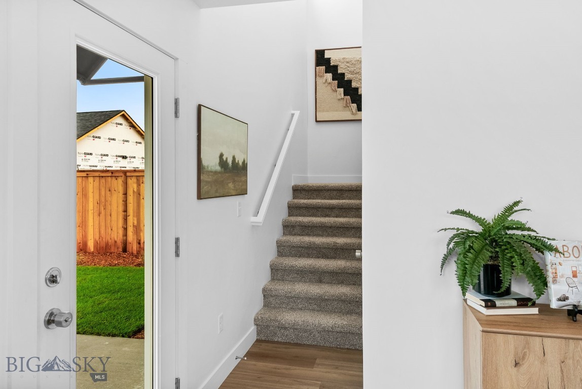 758 Thrice Loop Property Photo 17