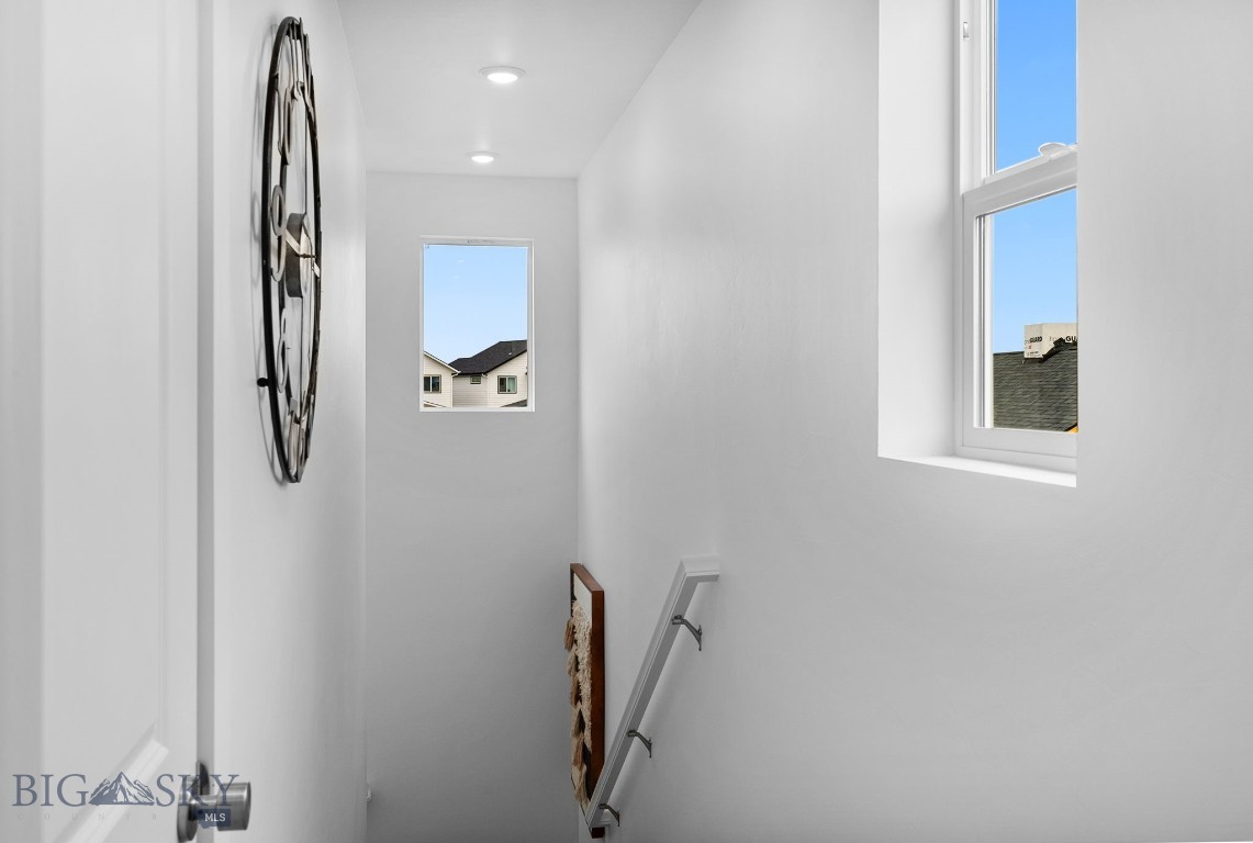 758 Thrice Loop Property Photo 18