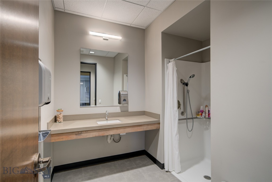 161 Enterprise Boulevard 102 Property Photo 25