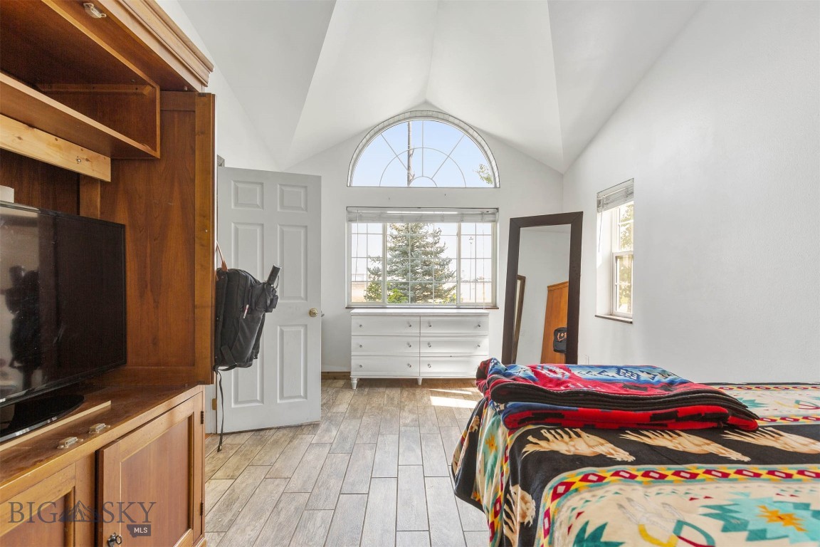 1010 Northern Pacific Property Photo 11