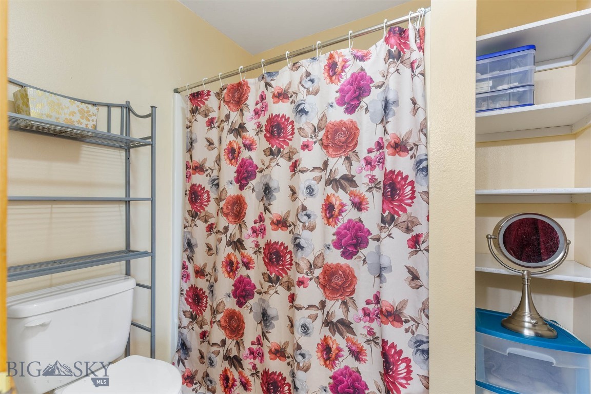 1010 Northern Pacific Property Photo 21