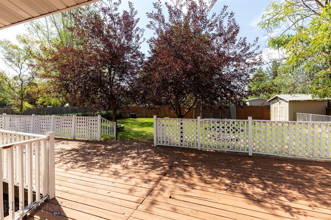 1010 Northern Pacific Property Photo 35