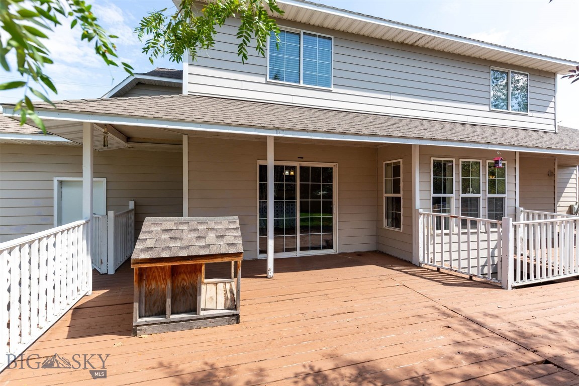 1010 Northern Pacific Property Photo 36