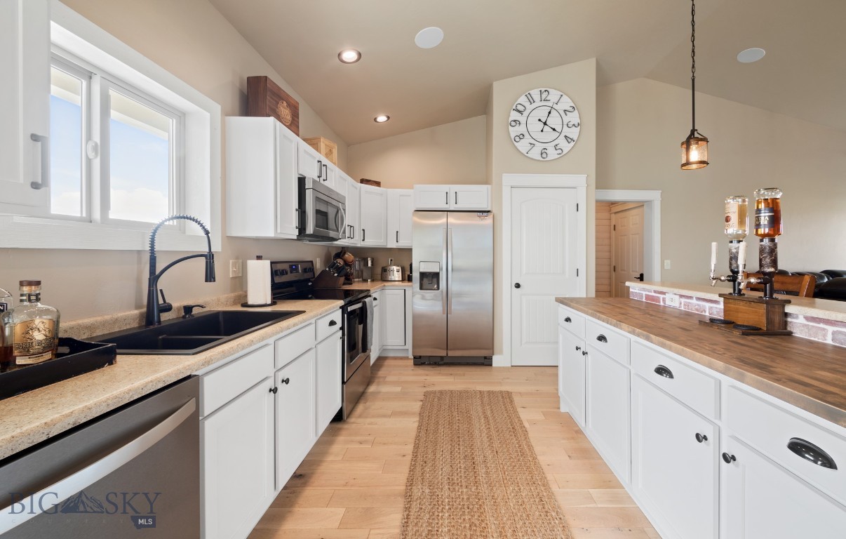 20 Star View Drive Property Photo 7